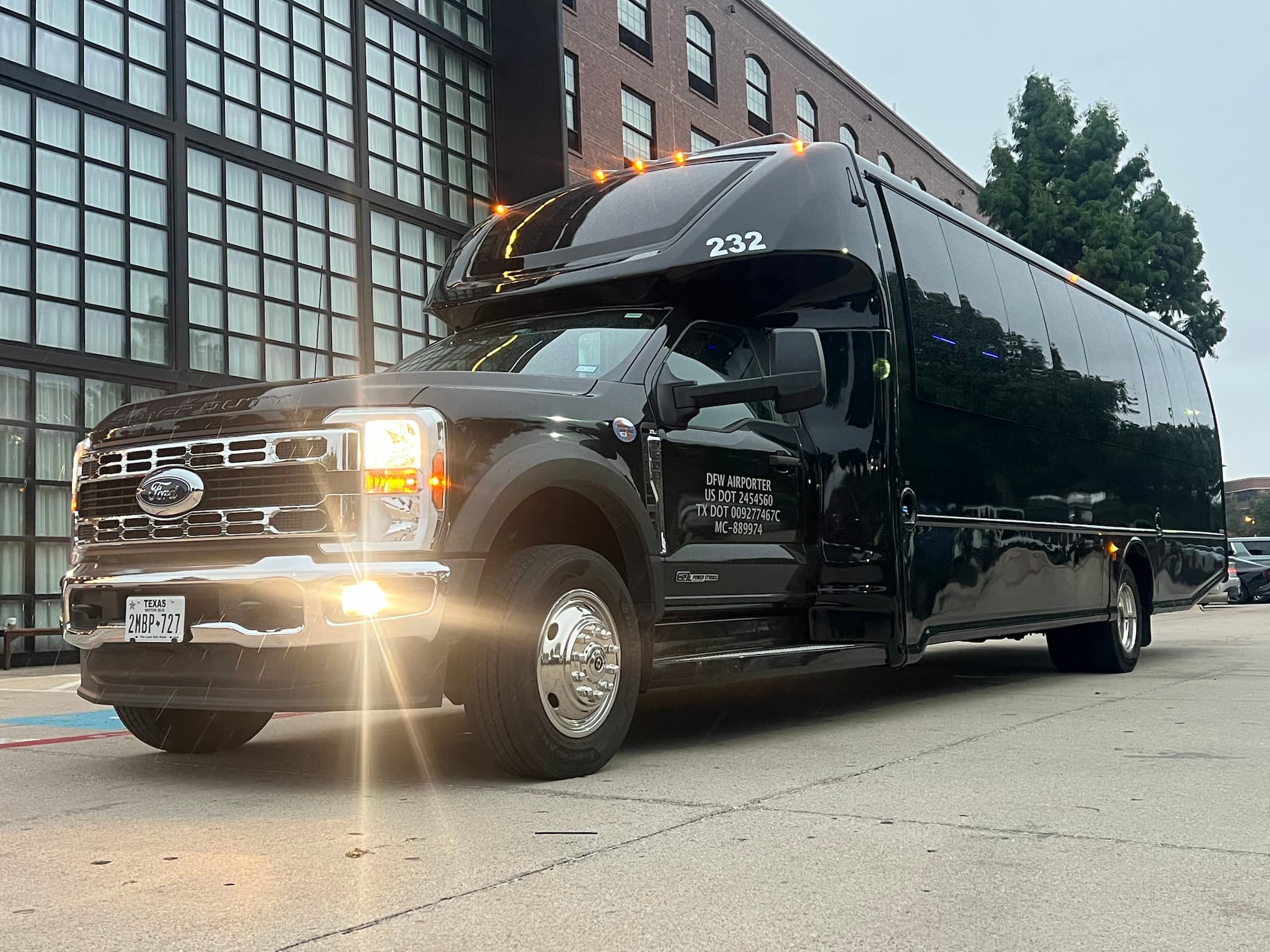 MK Luxury Coach convention transport — multi-coach group operations Dallas-Fort Worth
